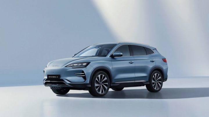BYD vai trazer para a Europa a submarca de luxo DENZA e mais alguns carros elétricos