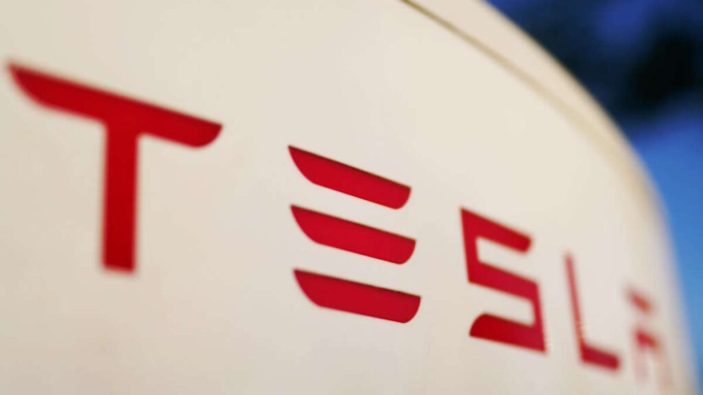 Tesla empresa frota carros Elon Musk